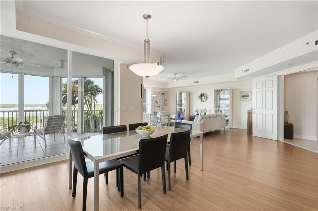 285 Grande WAY 401