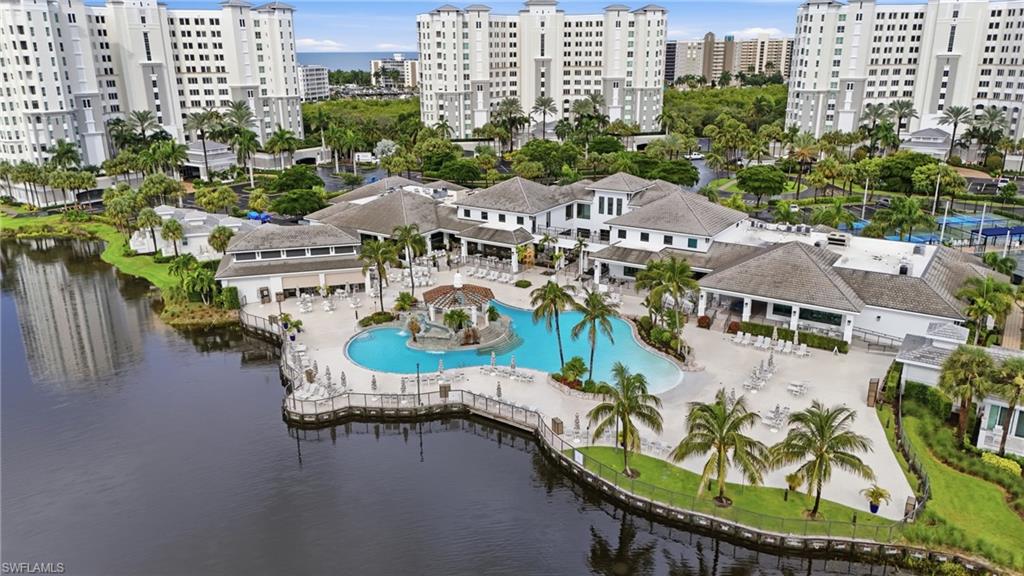 285 Grande WAY 401