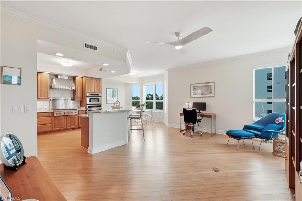 285 Grande WAY 401