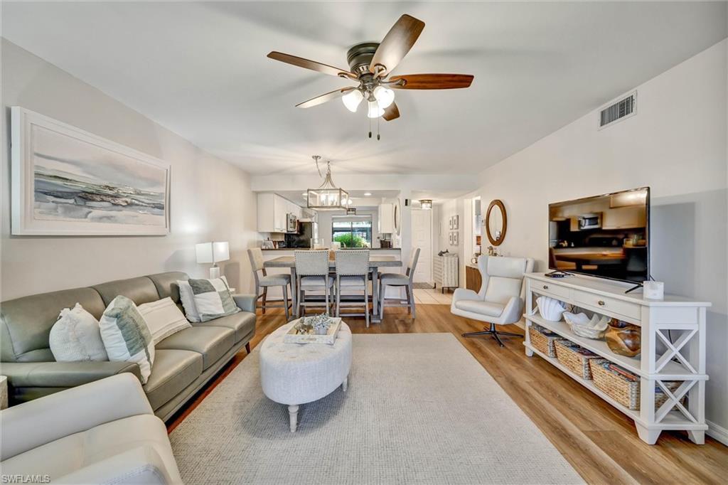 7340 Saint Ives WAY 3102
