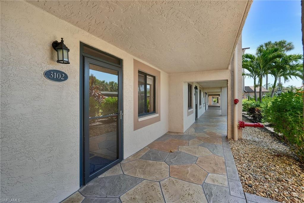 7340 Saint Ives WAY 3102