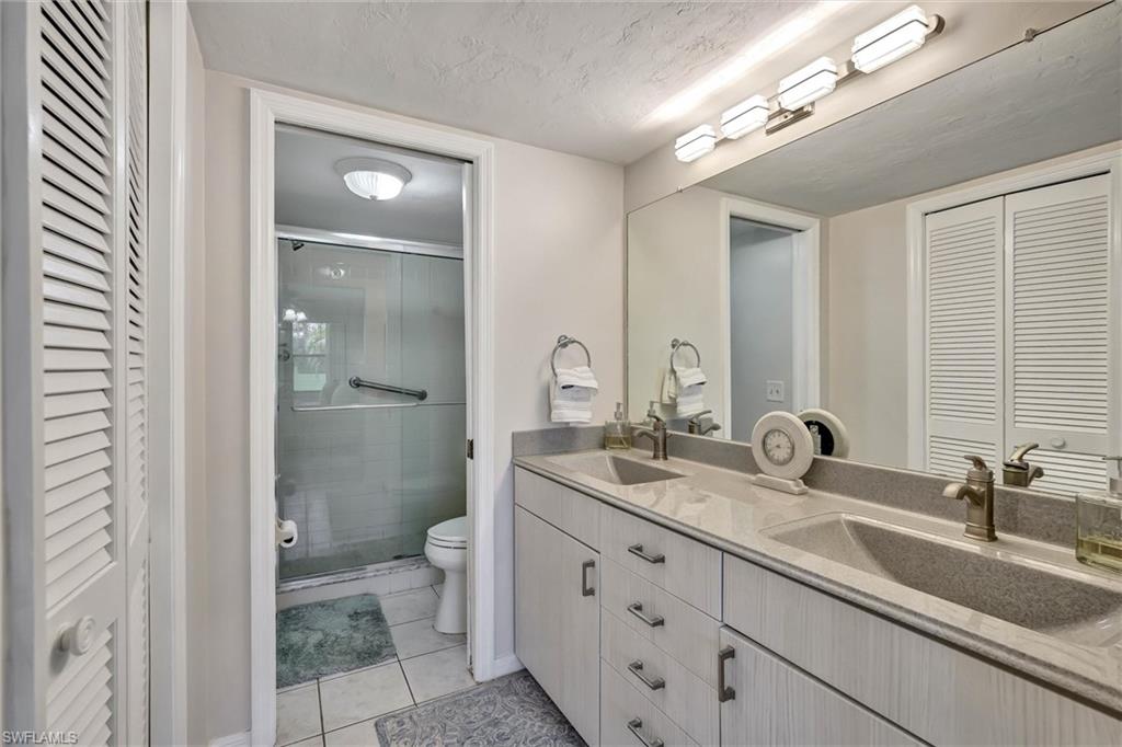 7340 Saint Ives WAY 3102