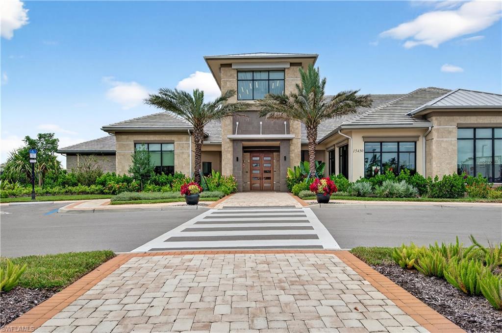 15638 Triesta LN
