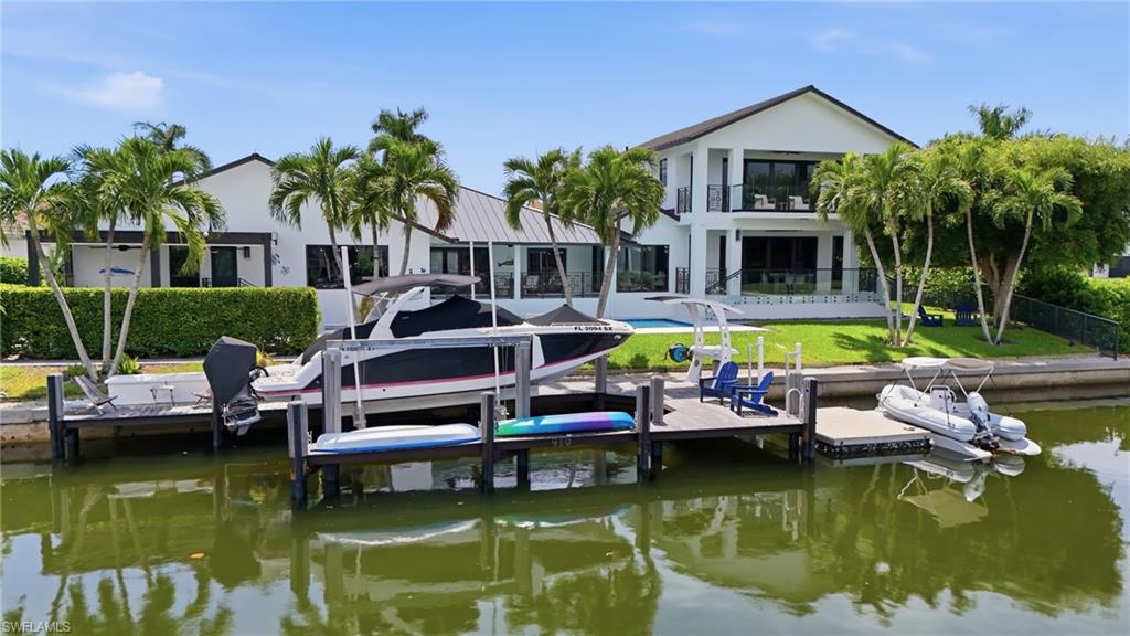 910 Beaver CT
