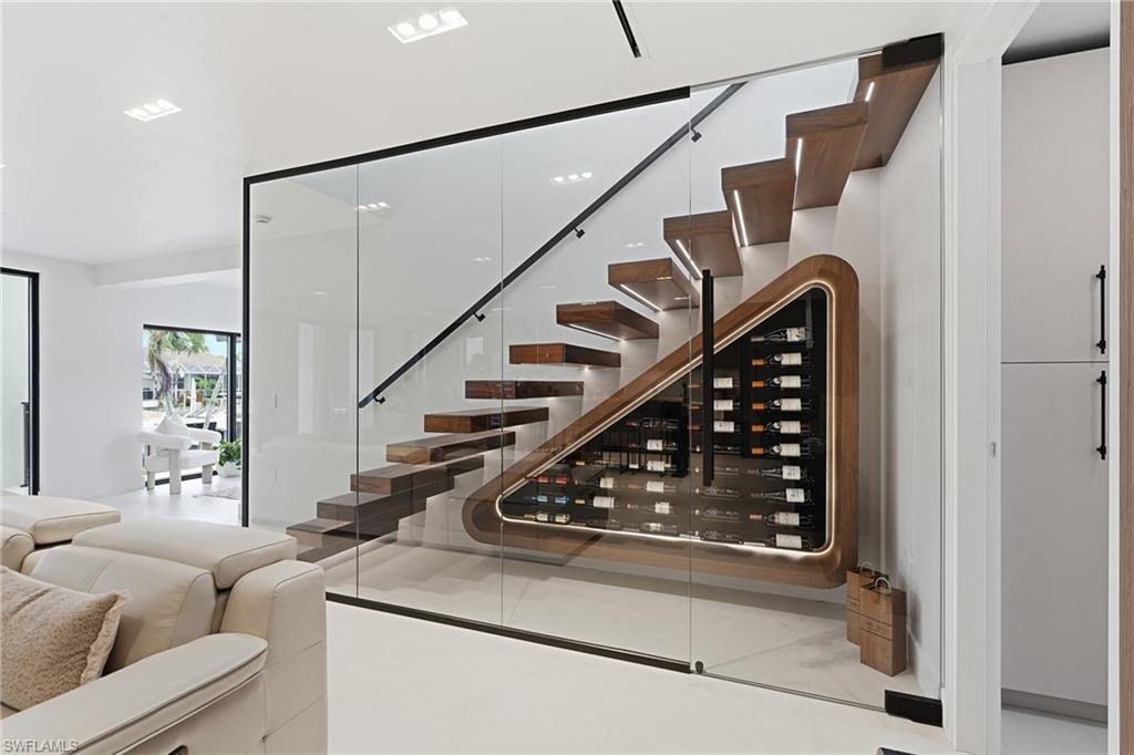 910 Beaver CT