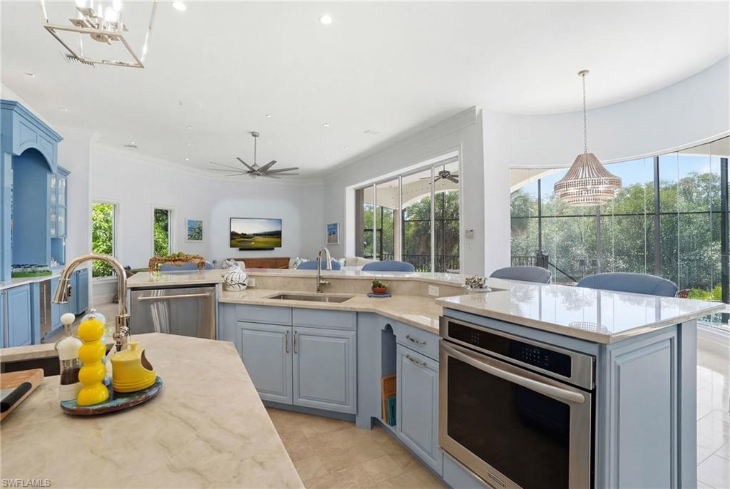 1237 Pocantico LN