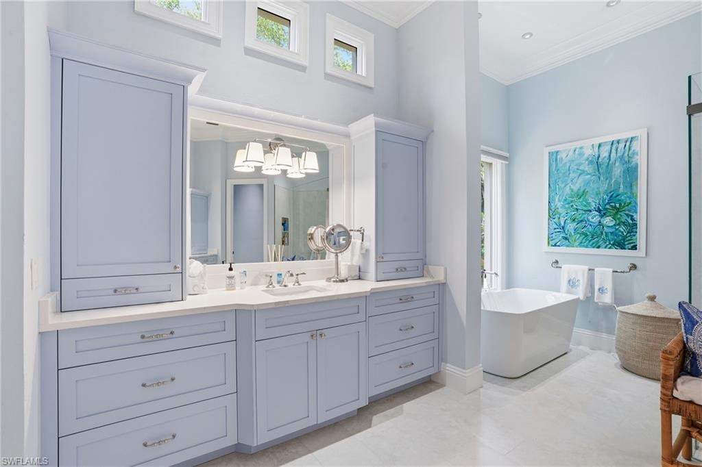 1237 Pocantico LN