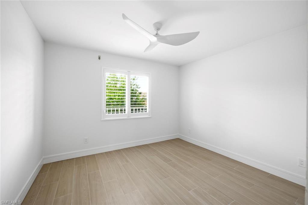6985 Dennis CIR 204