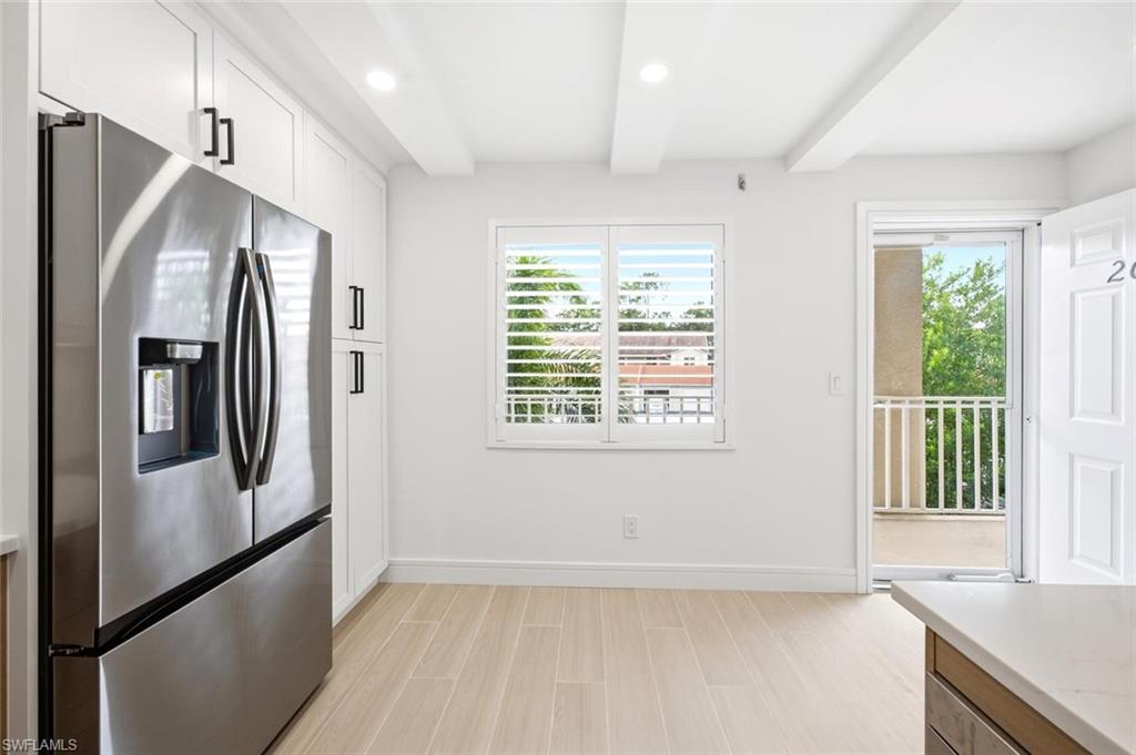 6985 Dennis CIR 204