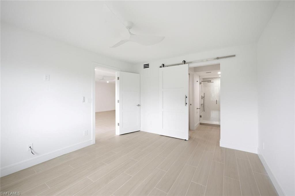 6985 Dennis CIR 204