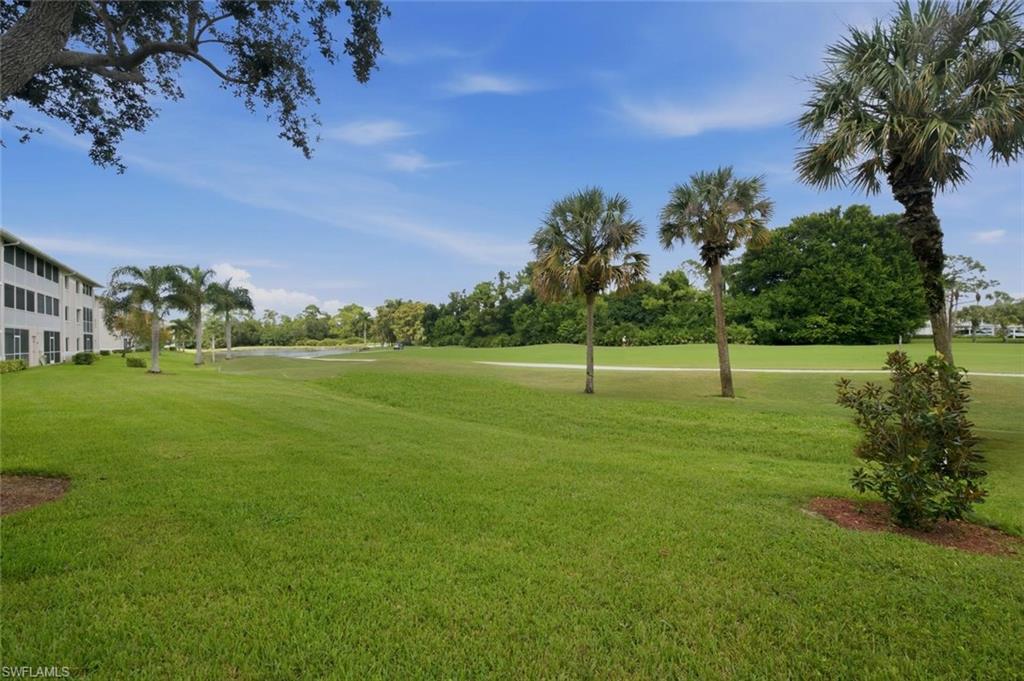 6985 Dennis CIR 204