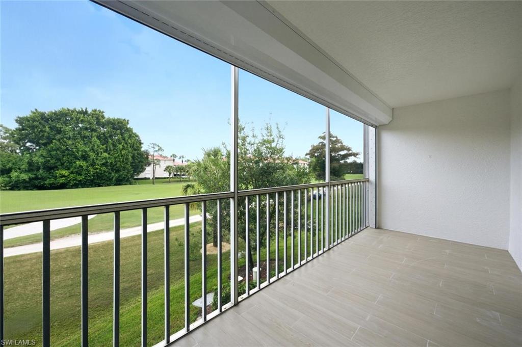 6985 Dennis CIR 204