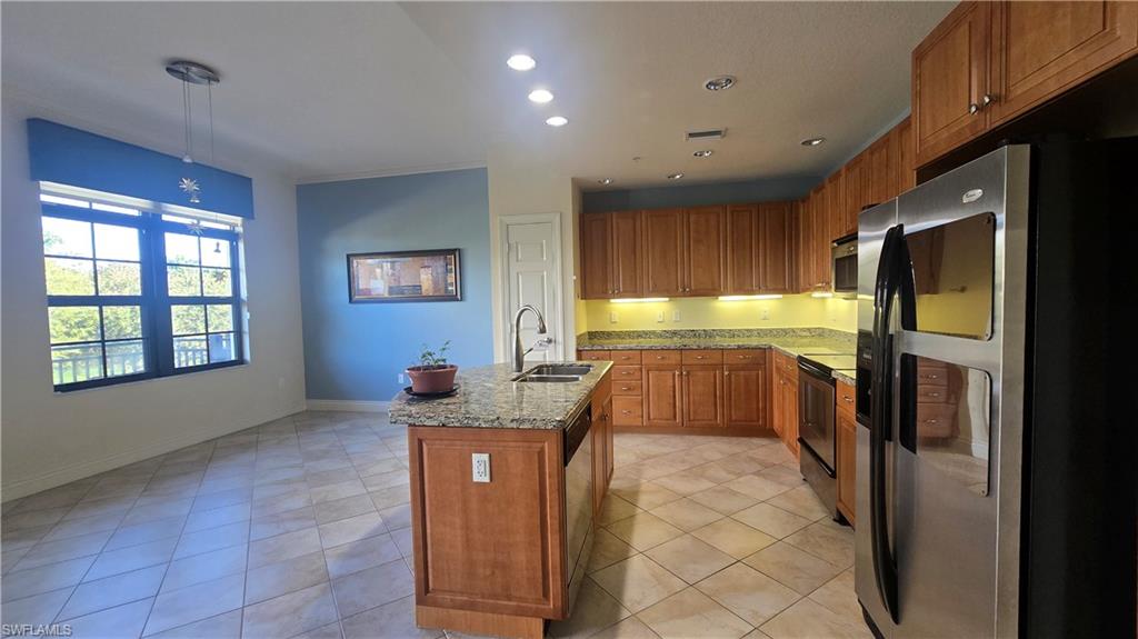 5076 Annunciation CIR 2203