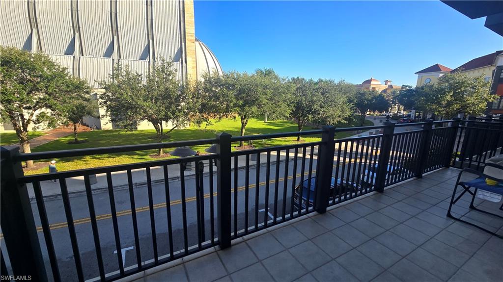 5076 Annunciation CIR 2203