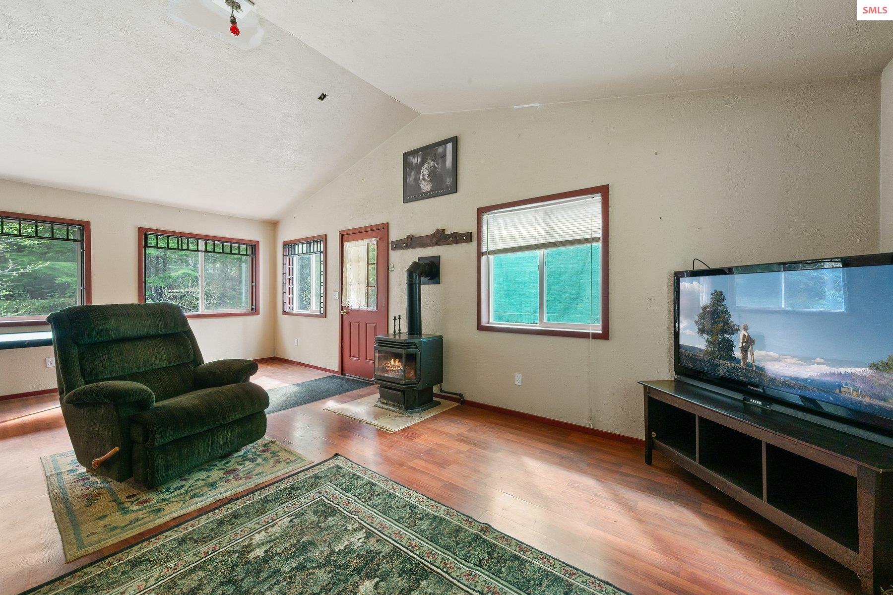 5239 N Riley Creek Rd