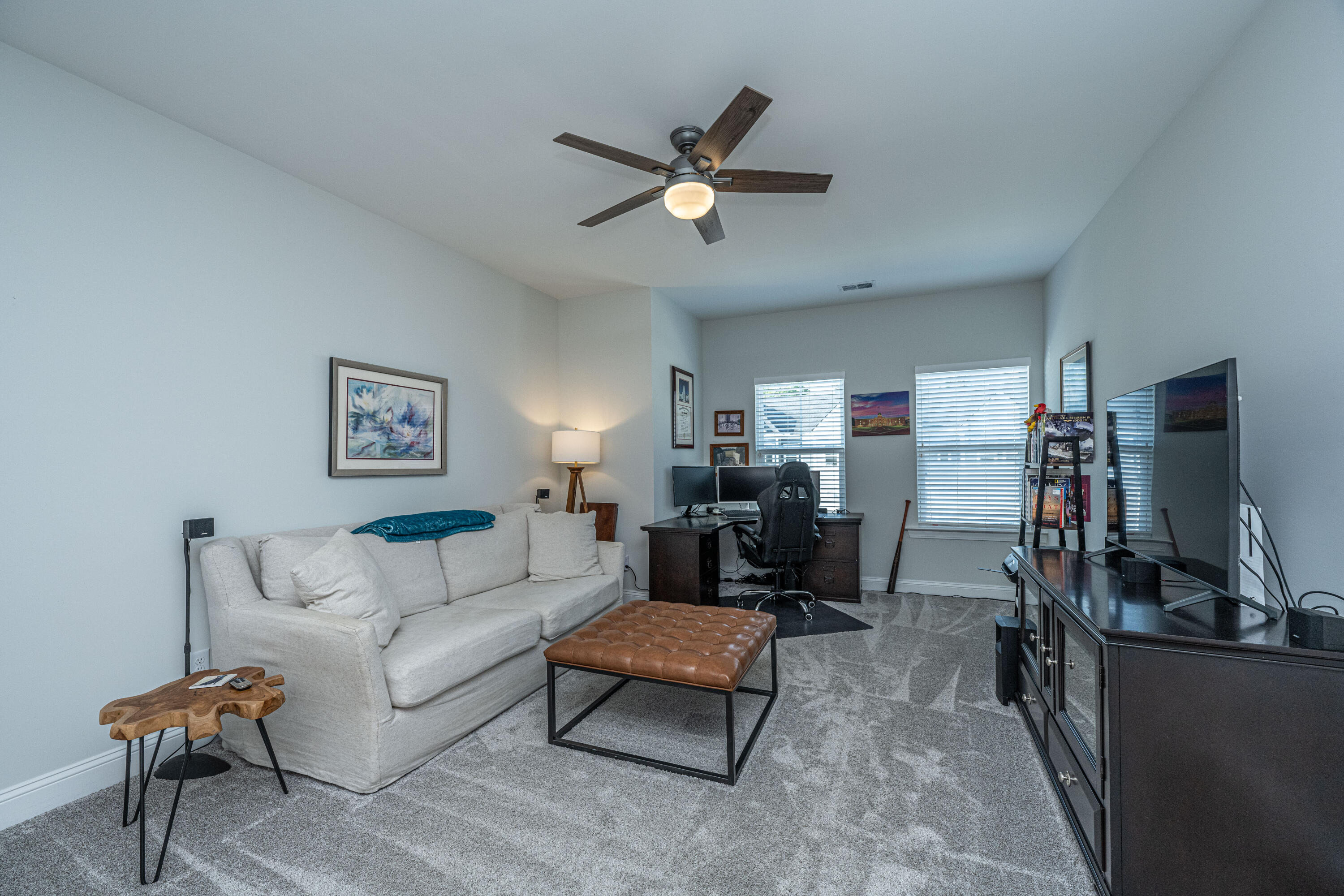 3048 Emma Lane