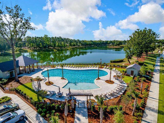3657 Clambank Drive