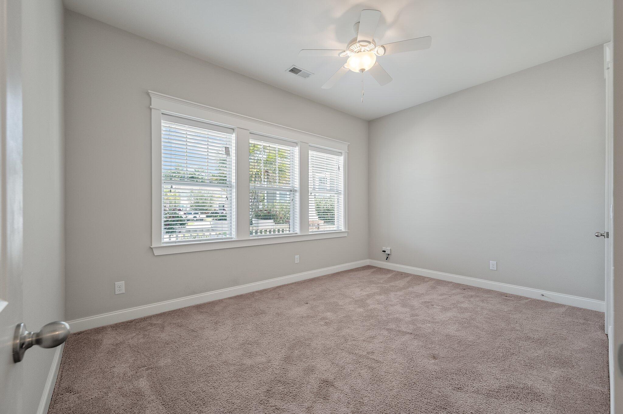 1530 New Chapel Court