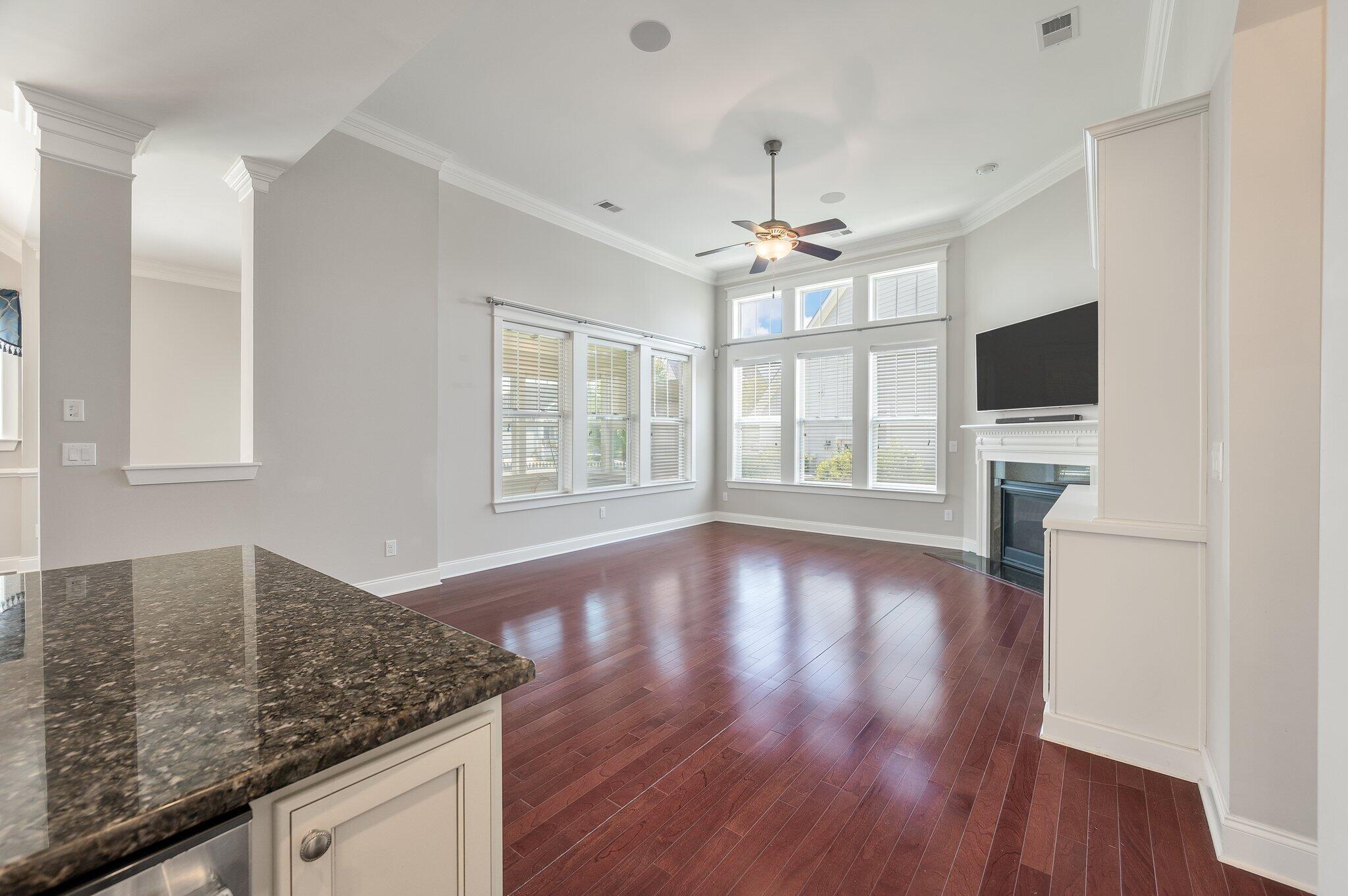 1530 New Chapel Court