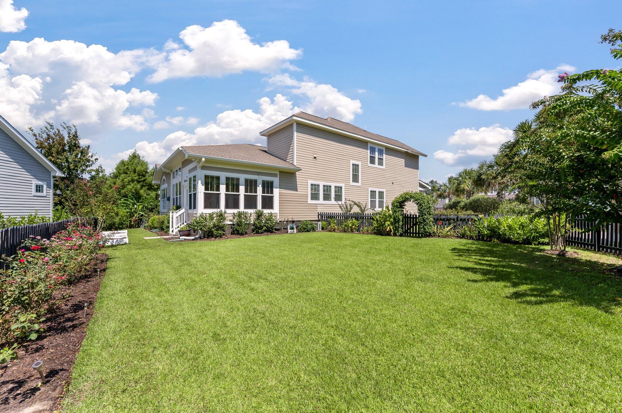 1530 New Chapel Court