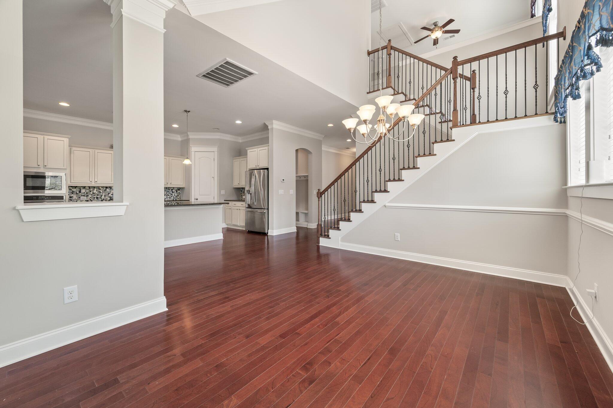 1530 New Chapel Court