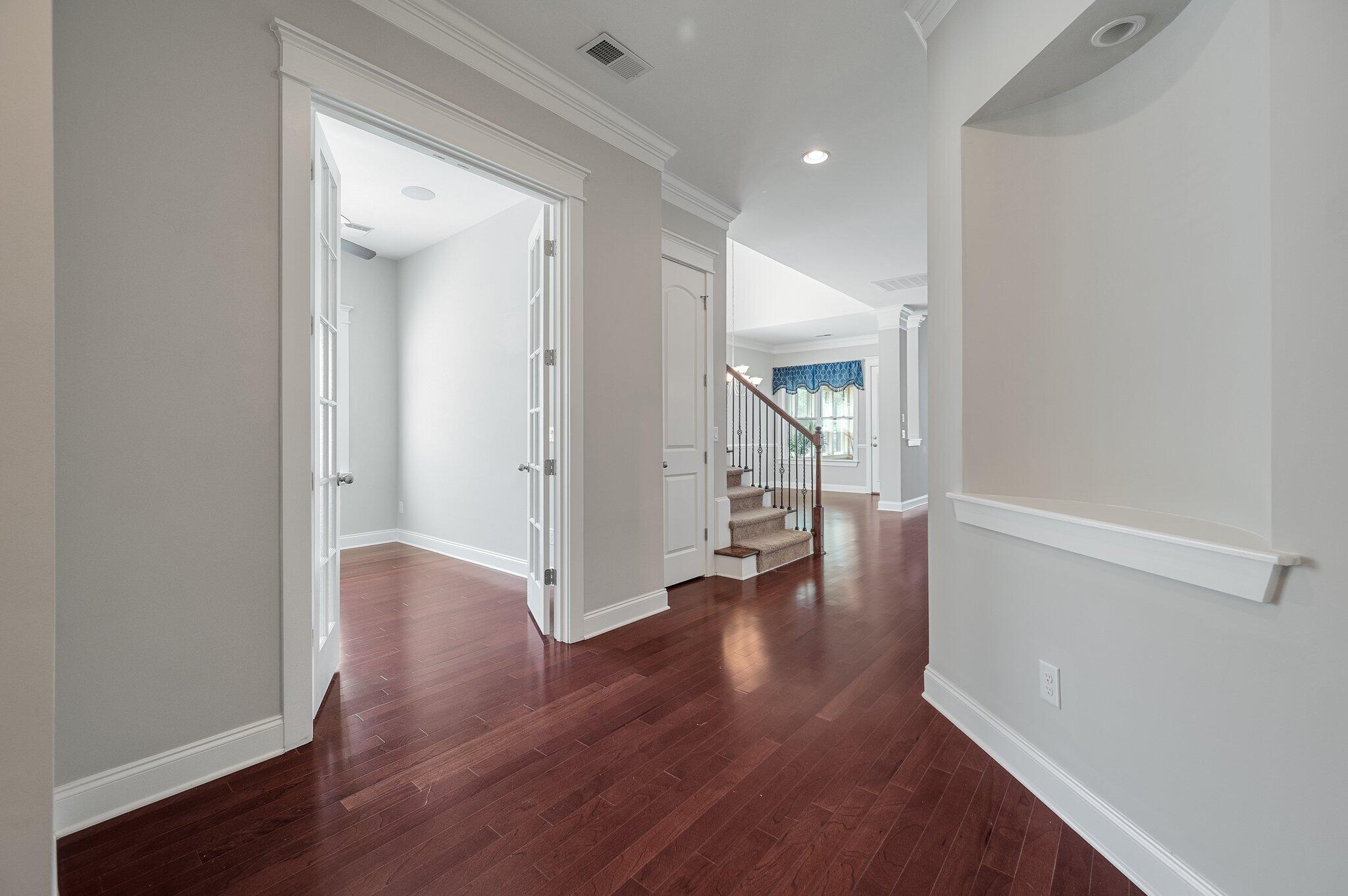 1530 New Chapel Court