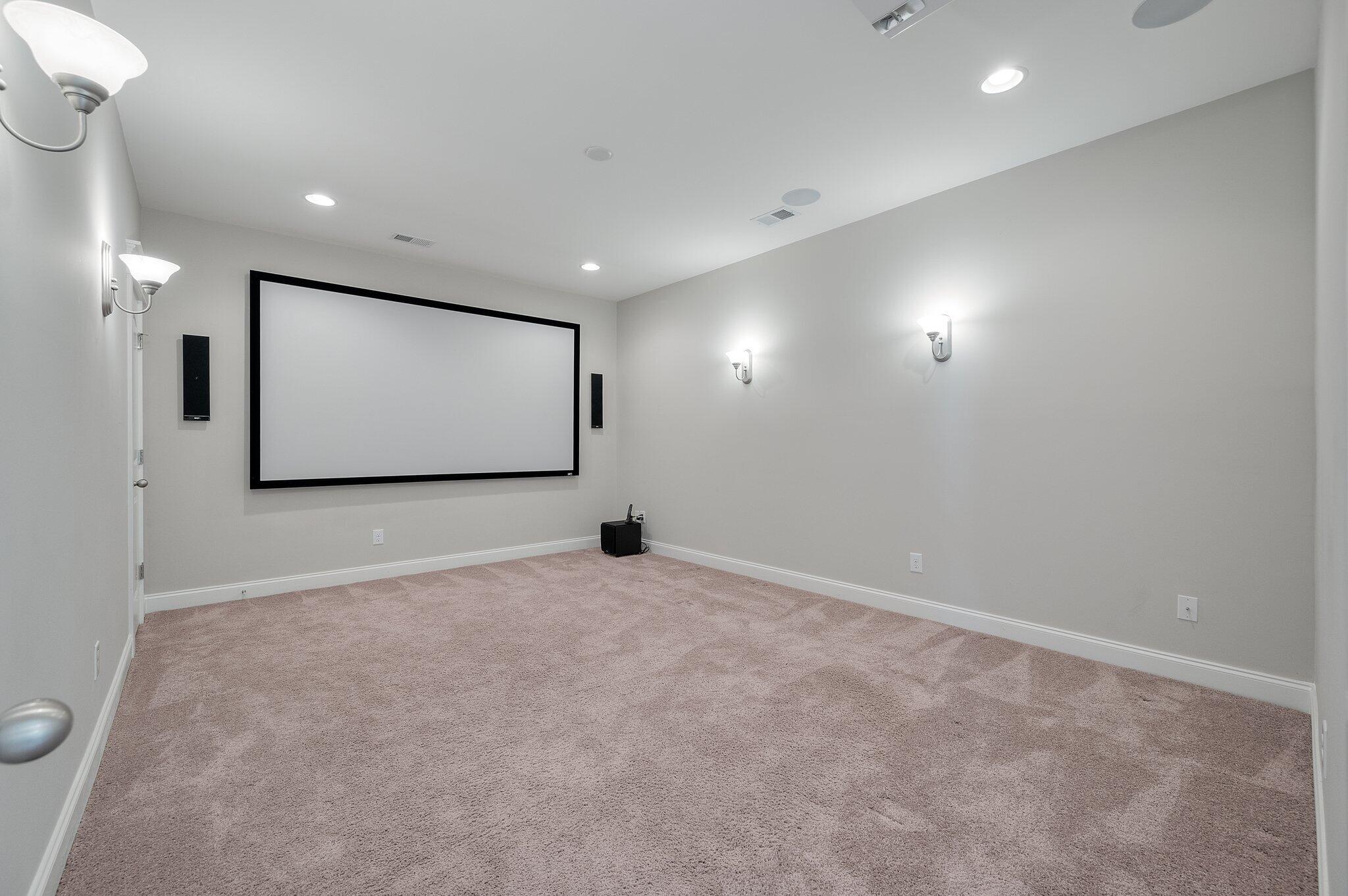 1530 New Chapel Court