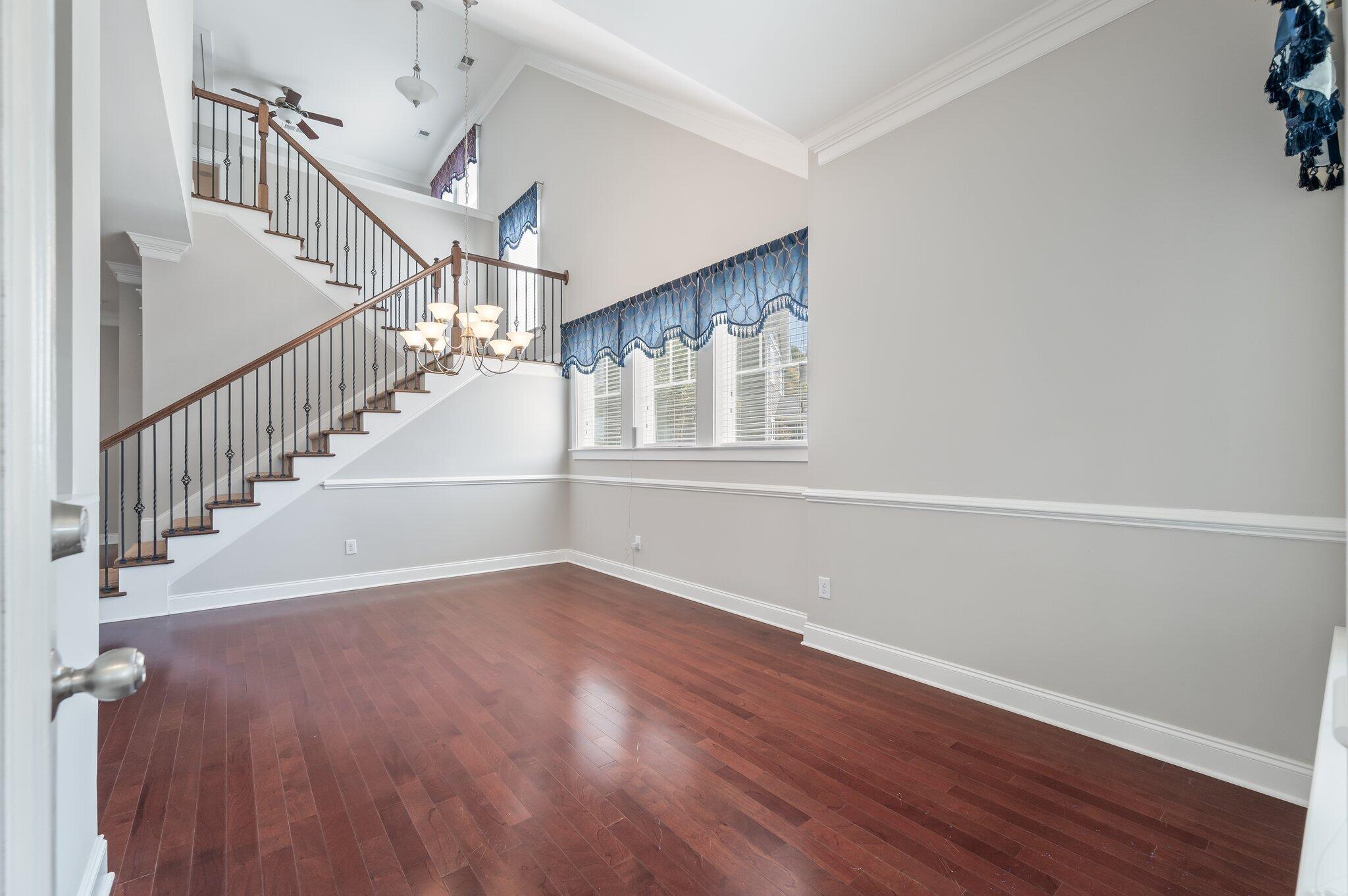 1530 New Chapel Court