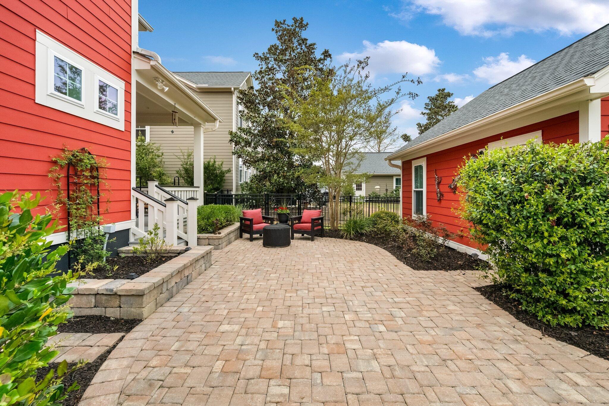 1466 Hollenberg Lane