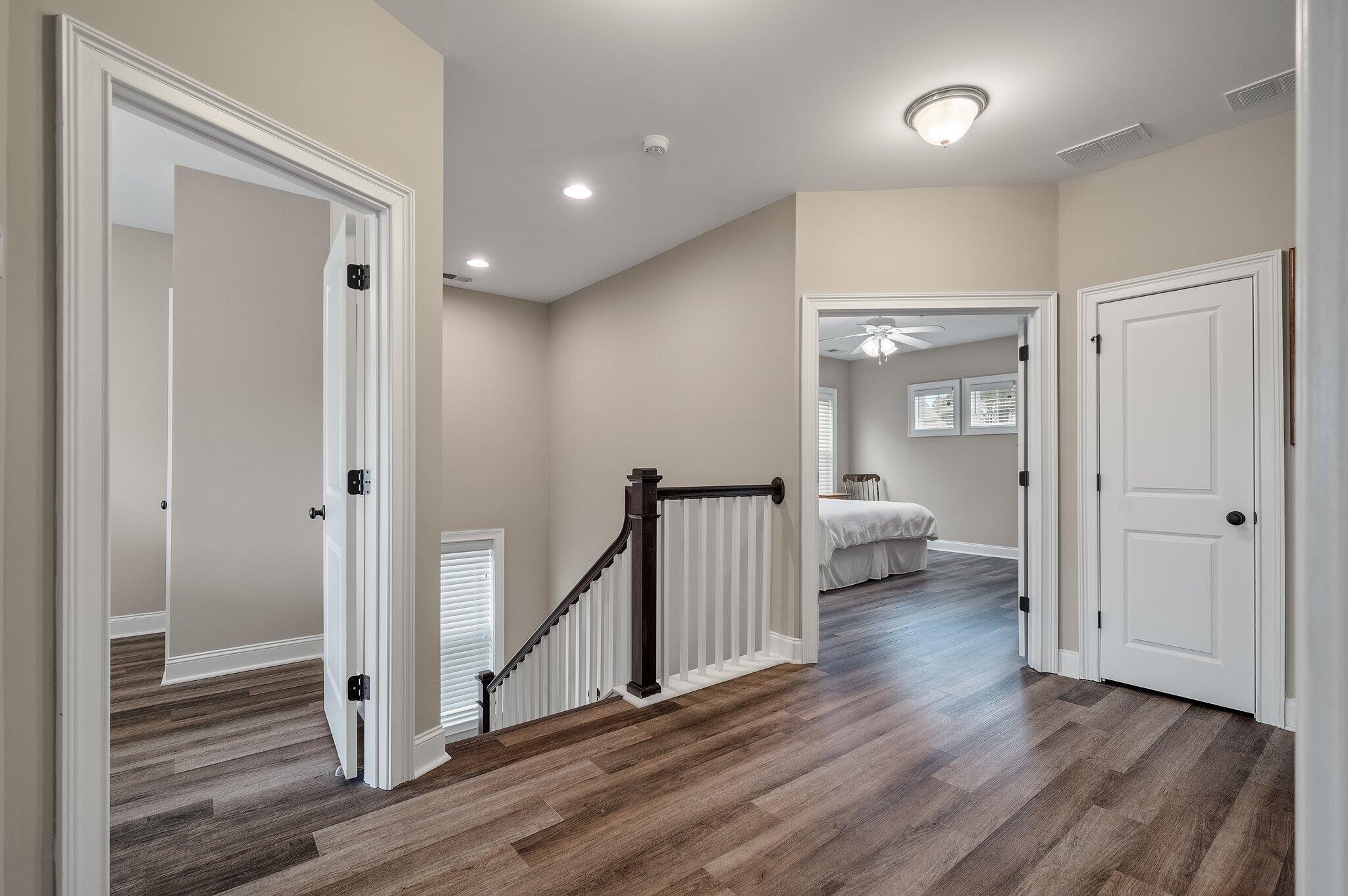 1466 Hollenberg Lane