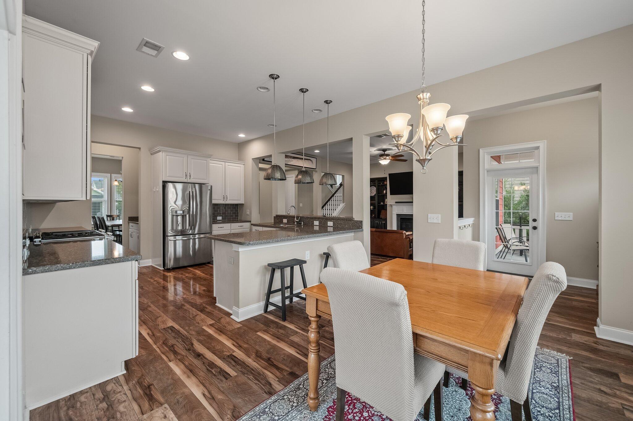 1466 Hollenberg Lane