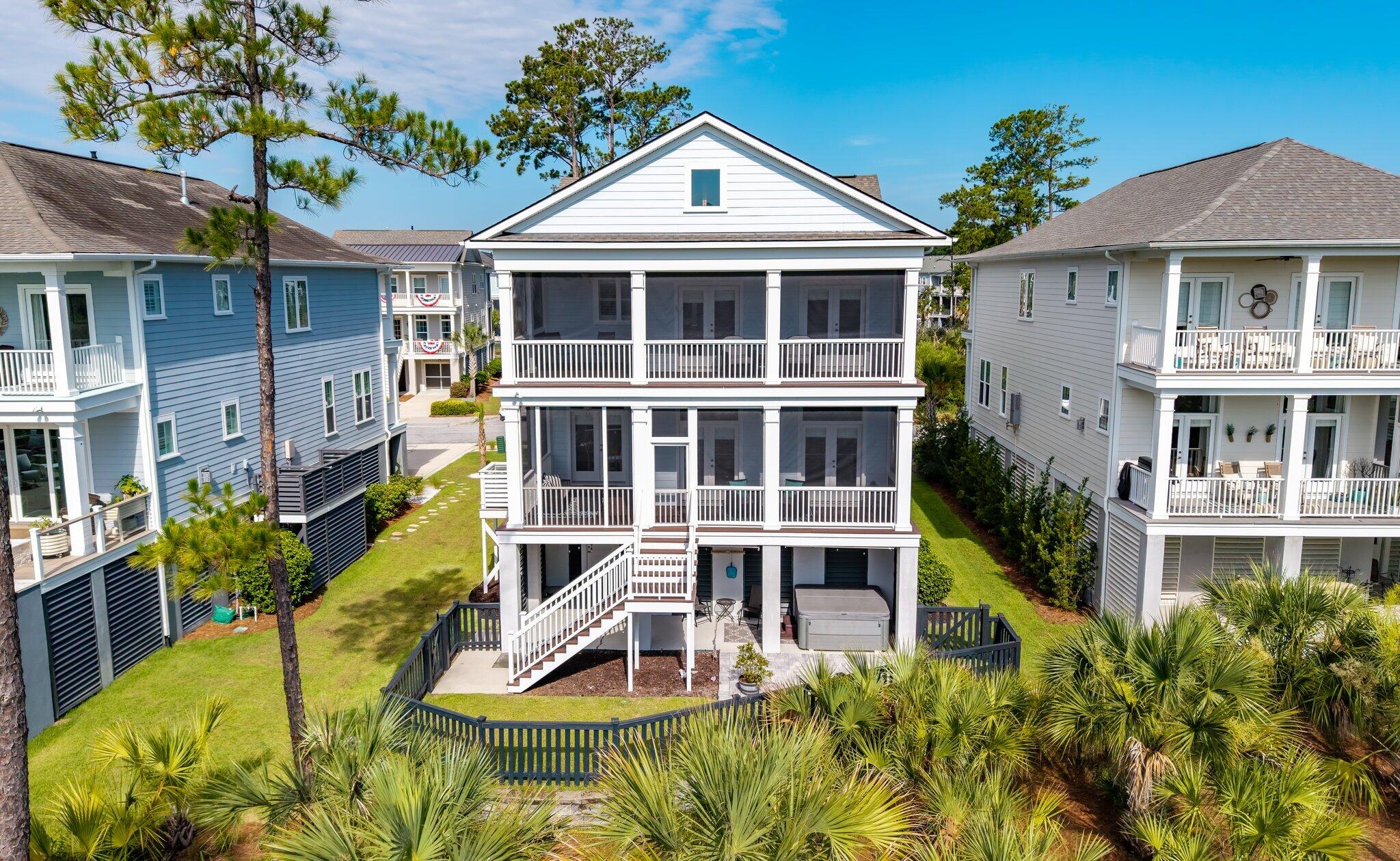 2324 Bucktail Court