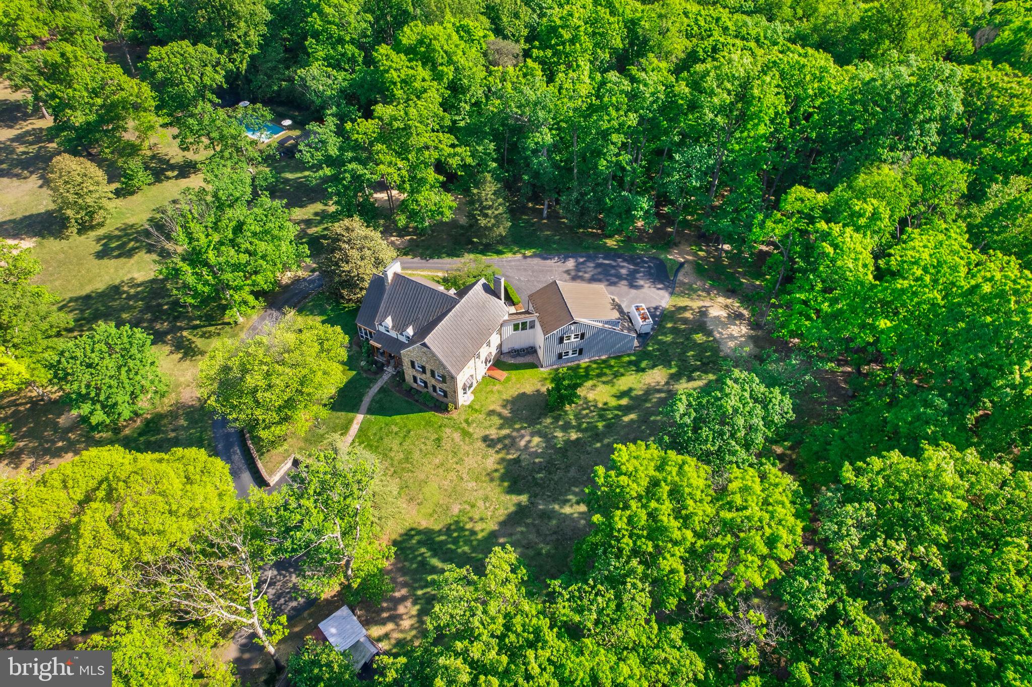 3204 MOUNTAIN ROAD