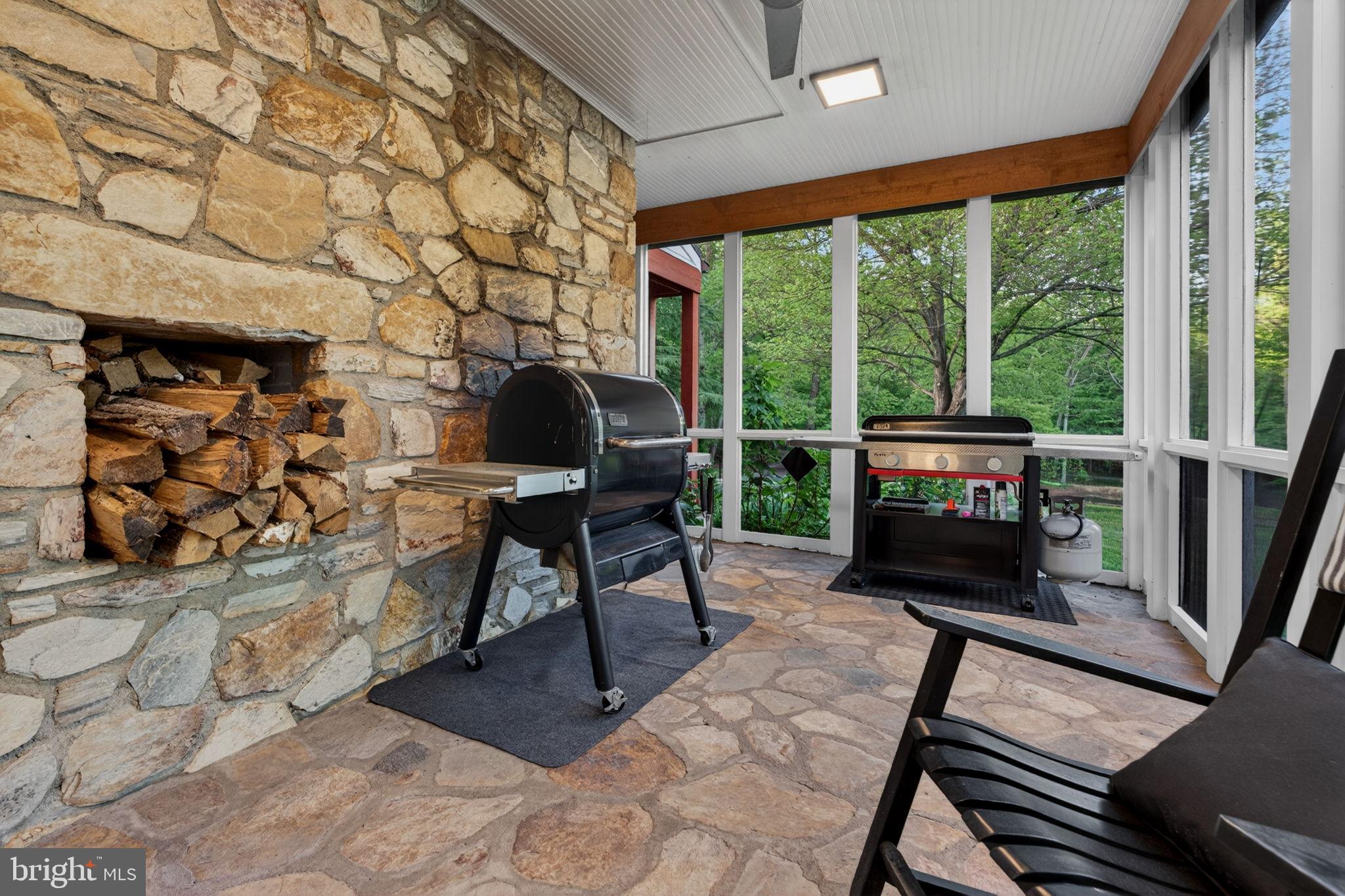 3204 MOUNTAIN ROAD