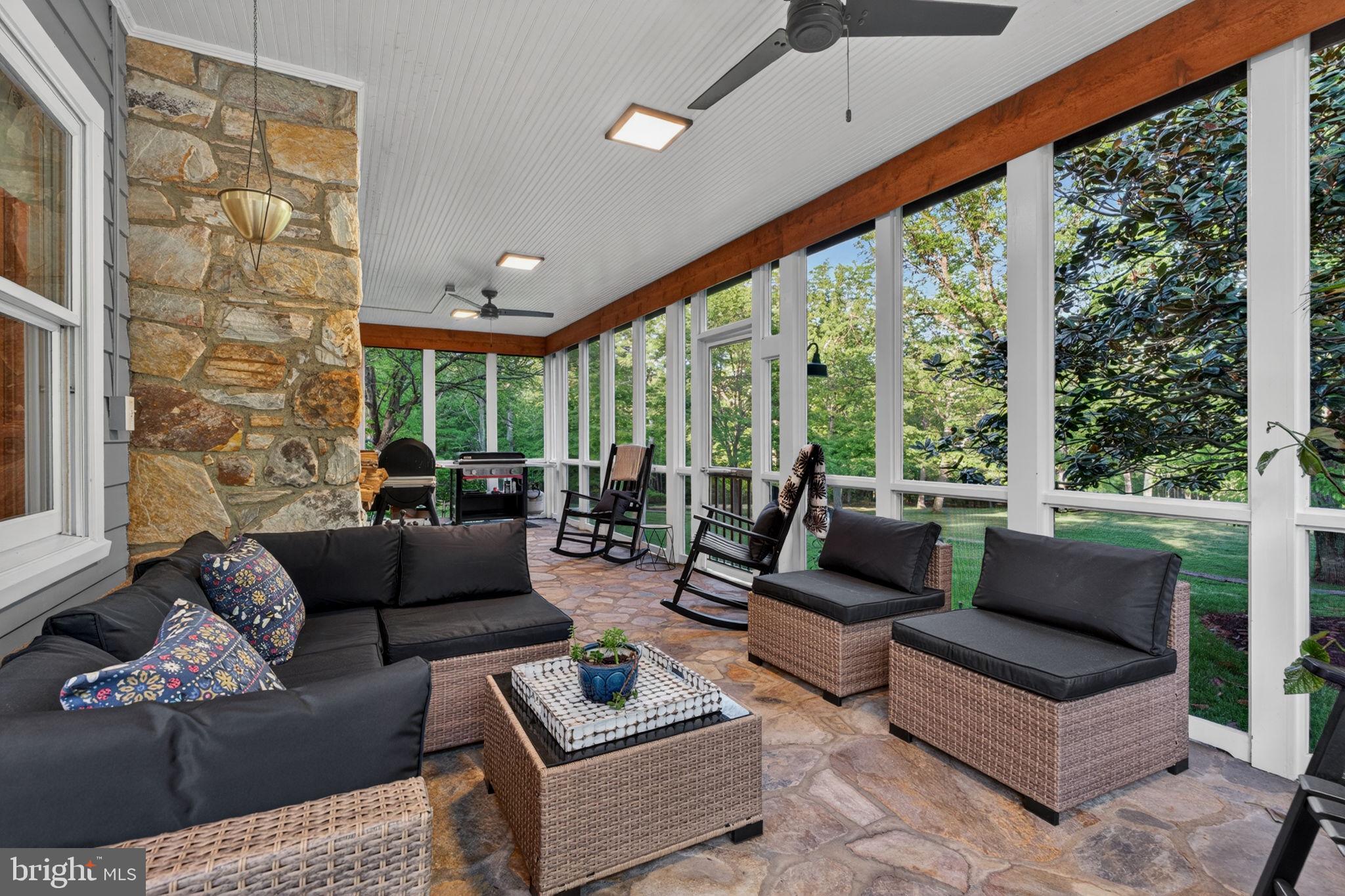 3204 MOUNTAIN ROAD