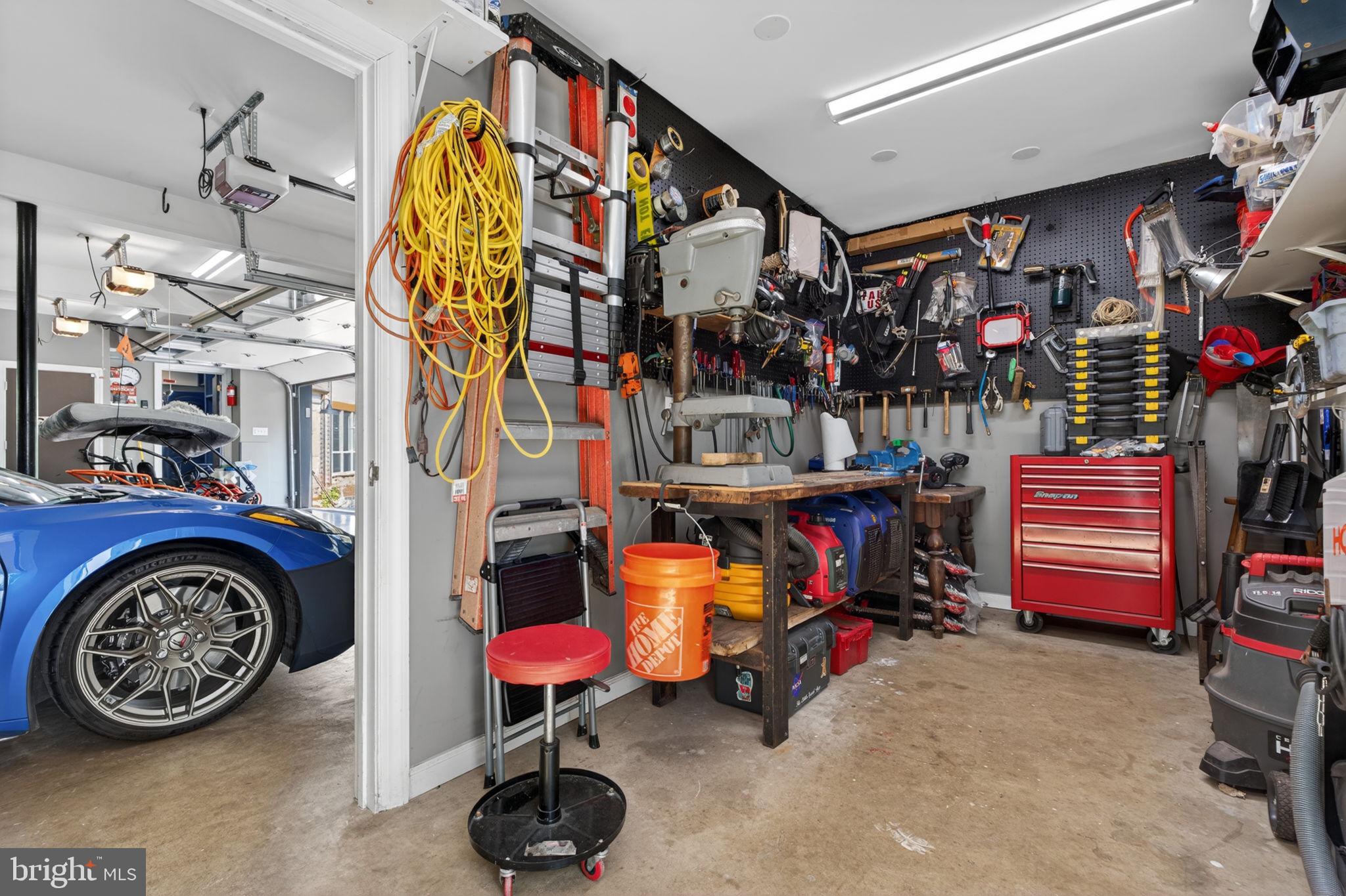 3204 MOUNTAIN ROAD