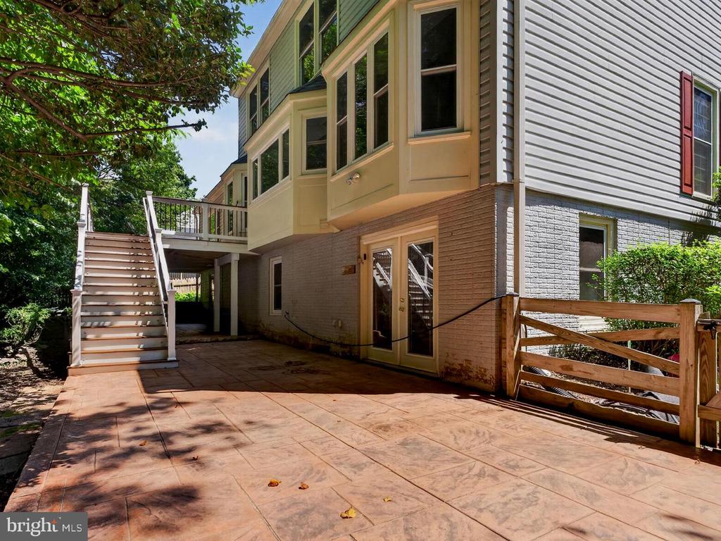 12154 DARNLEY ROAD