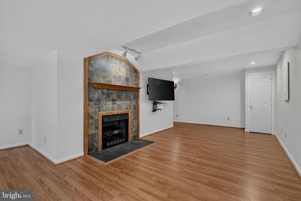 12154 DARNLEY ROAD