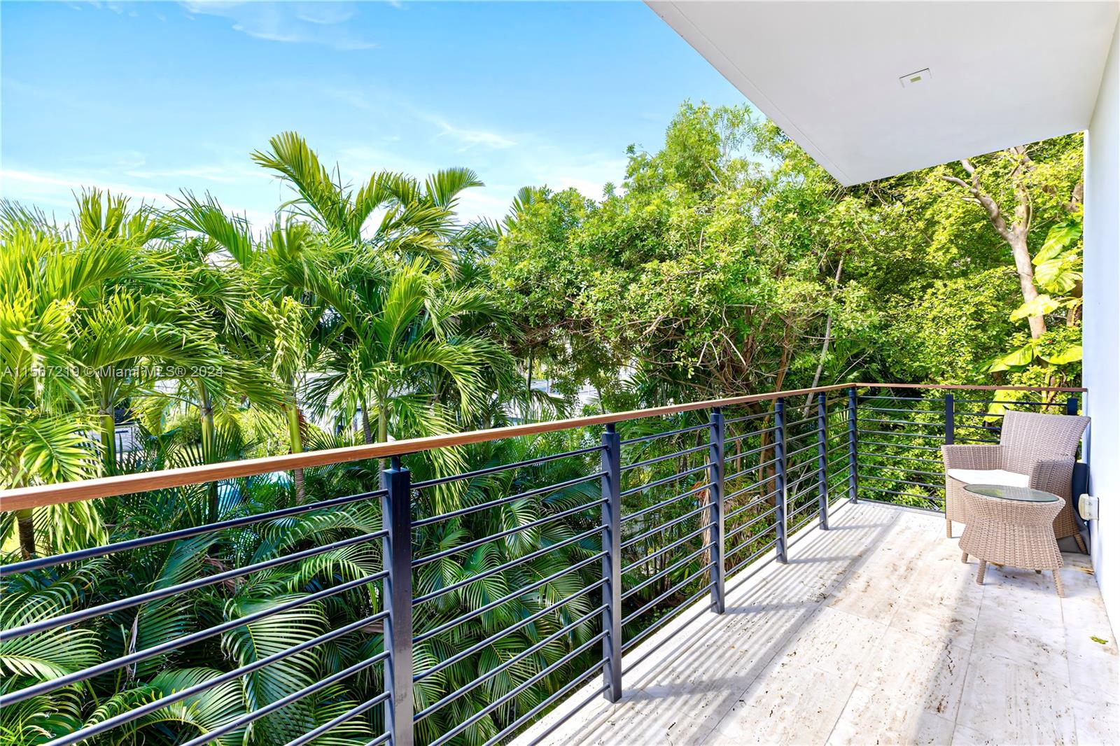 110 Venetian Way (Dilido Island)