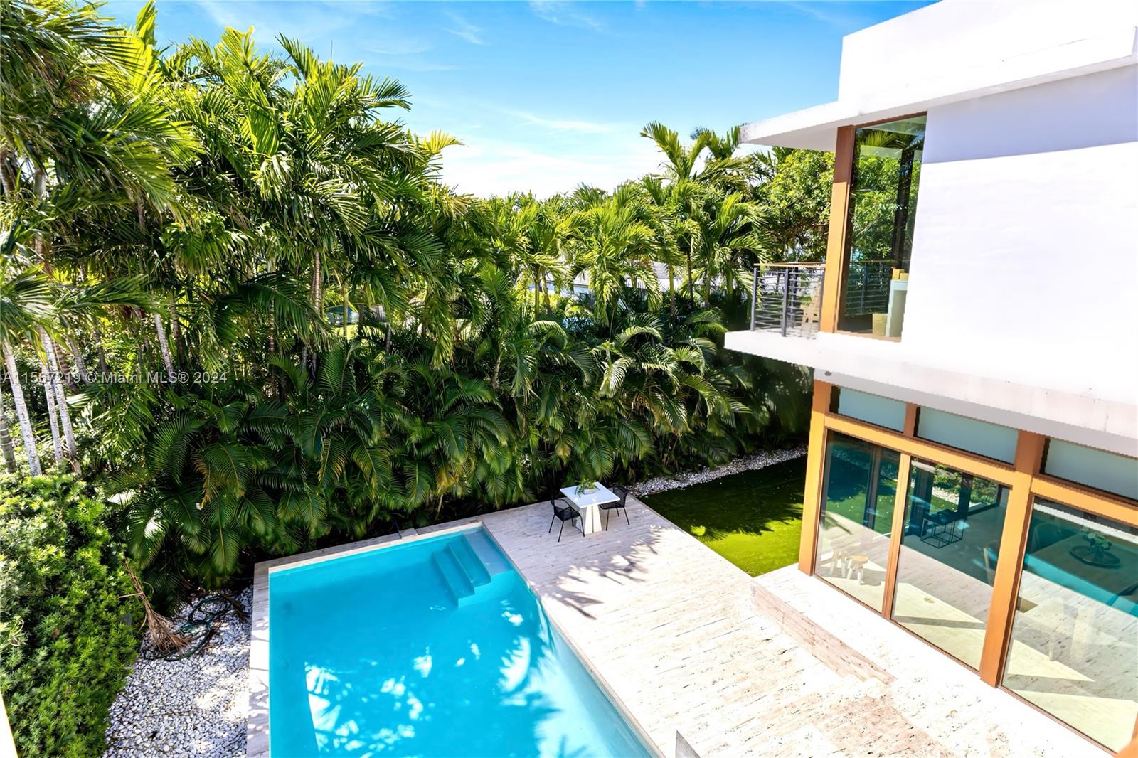 110 Venetian Way (Dilido Island)