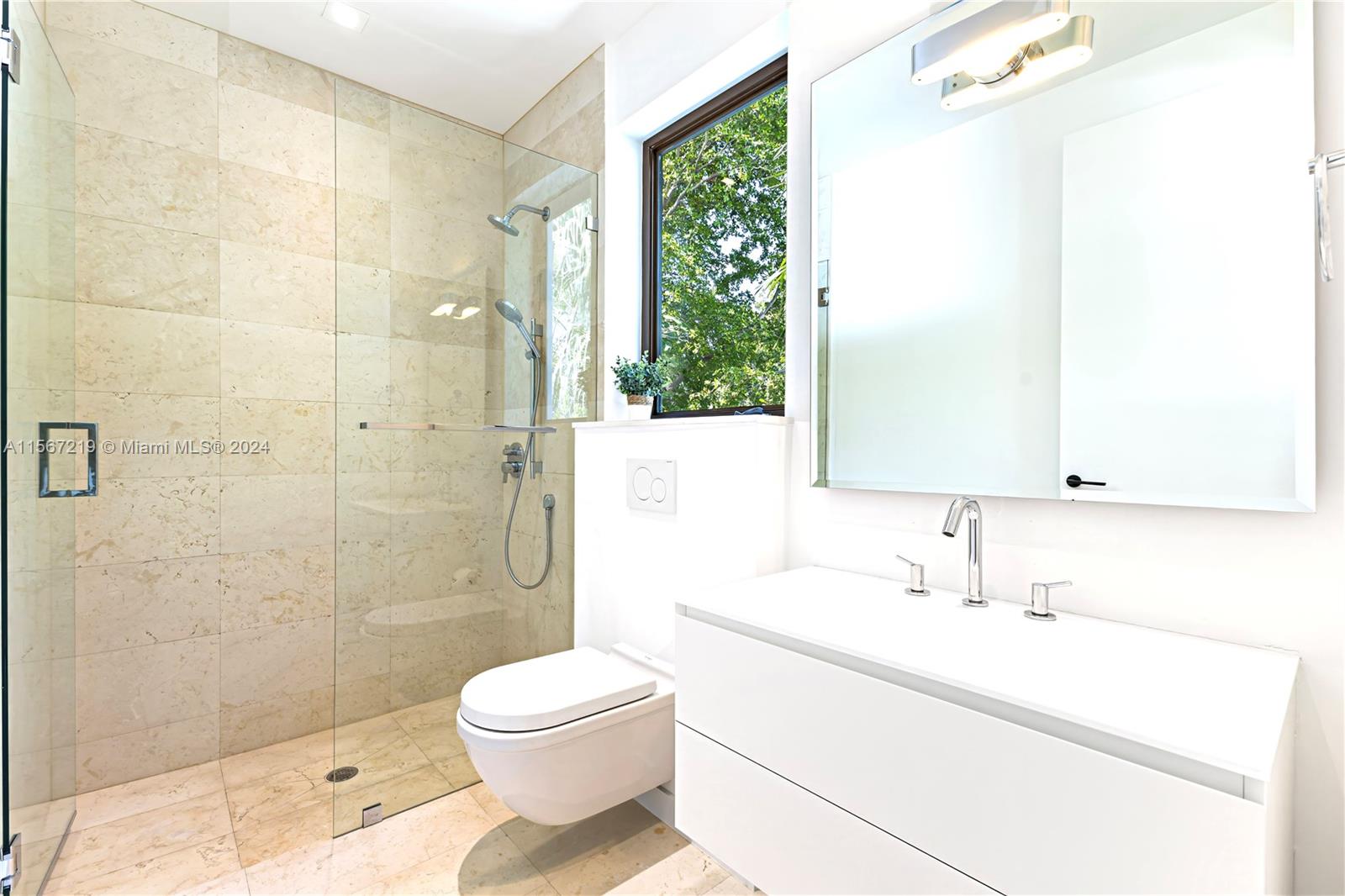 110 Venetian Way (Dilido Island)
