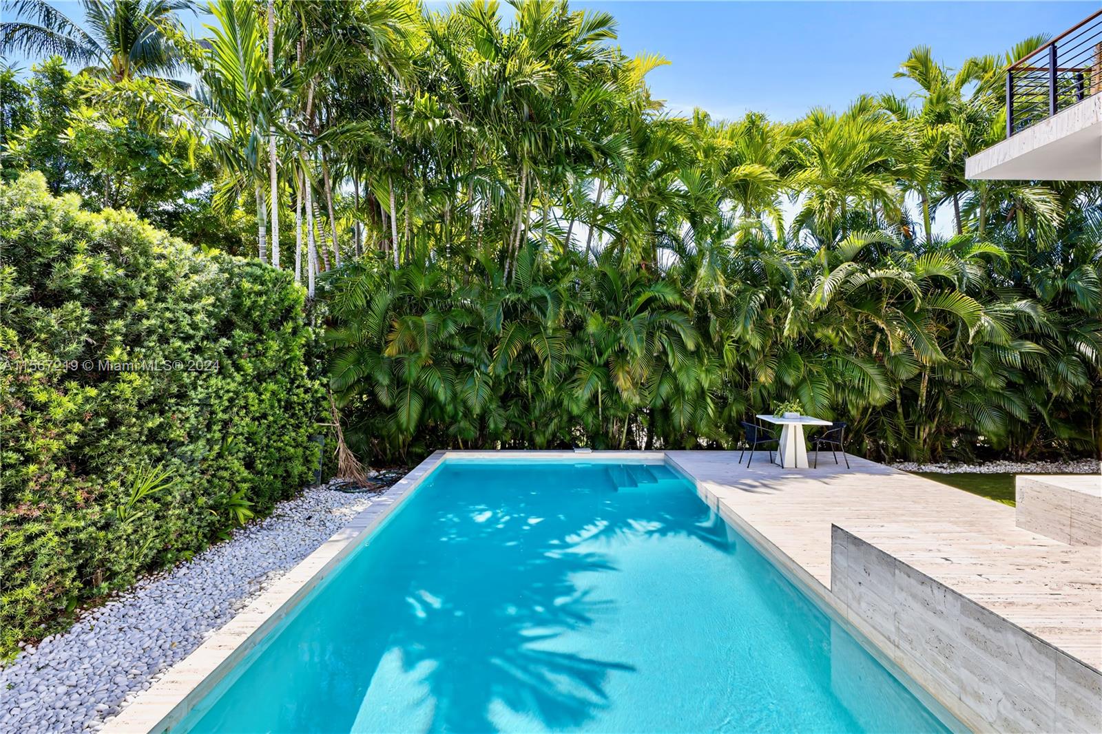 110 Venetian Way (Dilido Island)