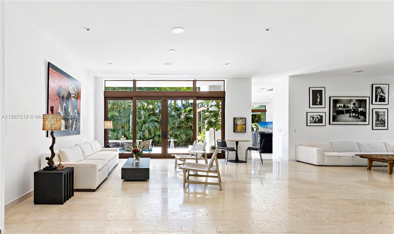 110 Venetian Way (Dilido Island)