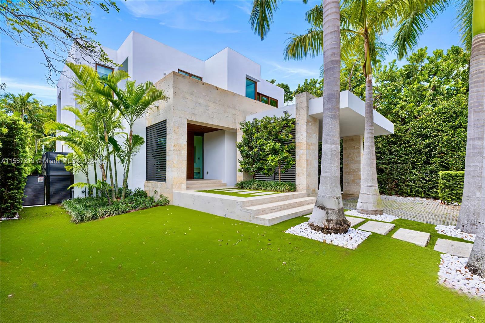 110 Venetian Way (Dilido Island)