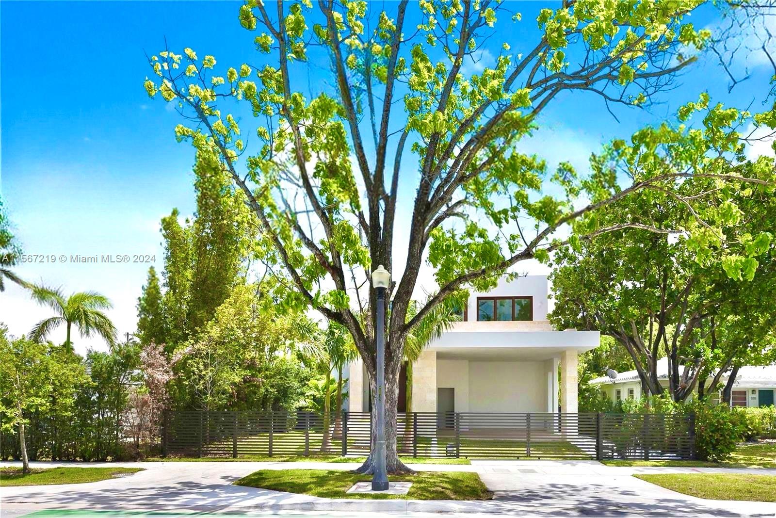 110 Venetian Way (Dilido Island)