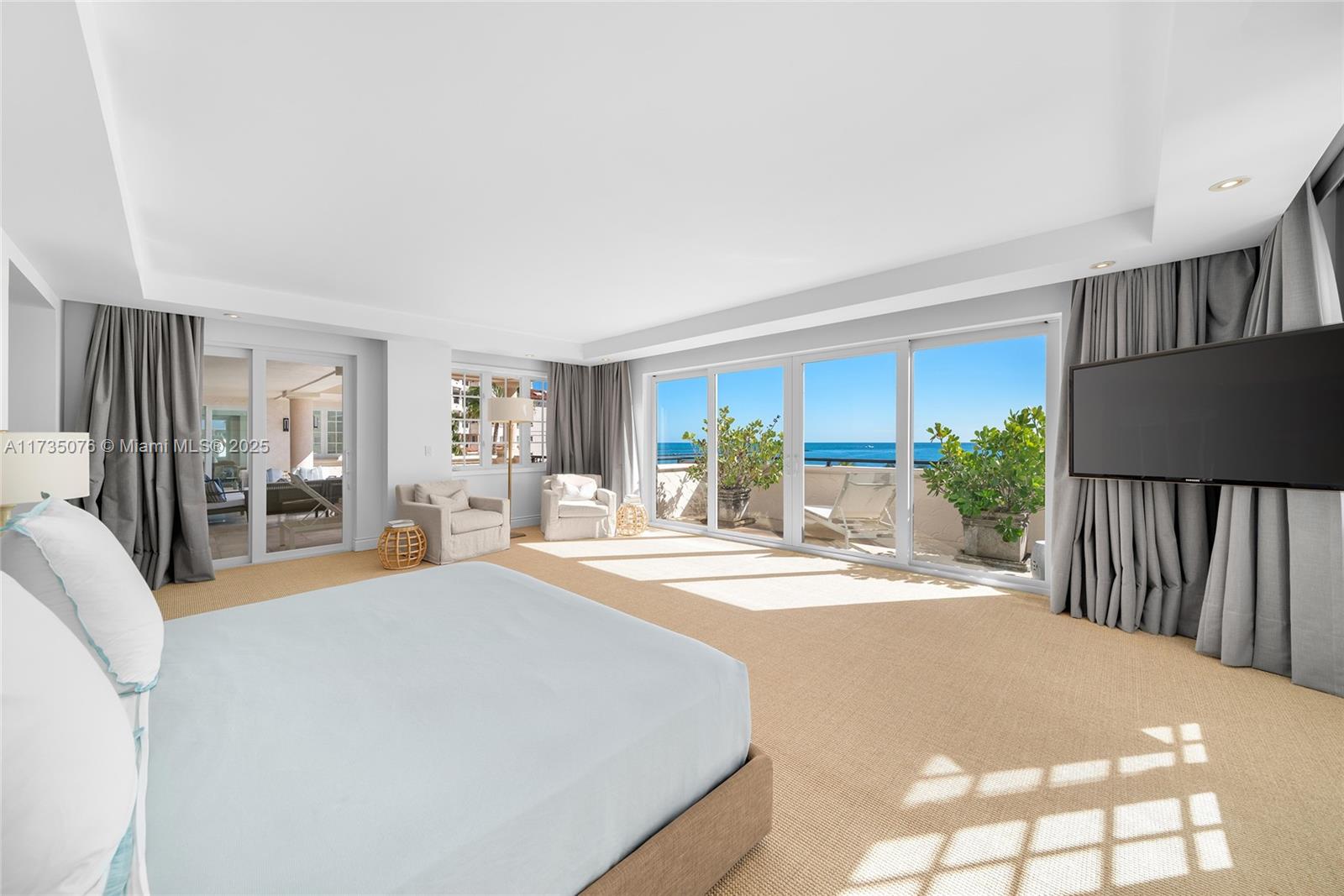 7852 Fisher Island Dr # 7852