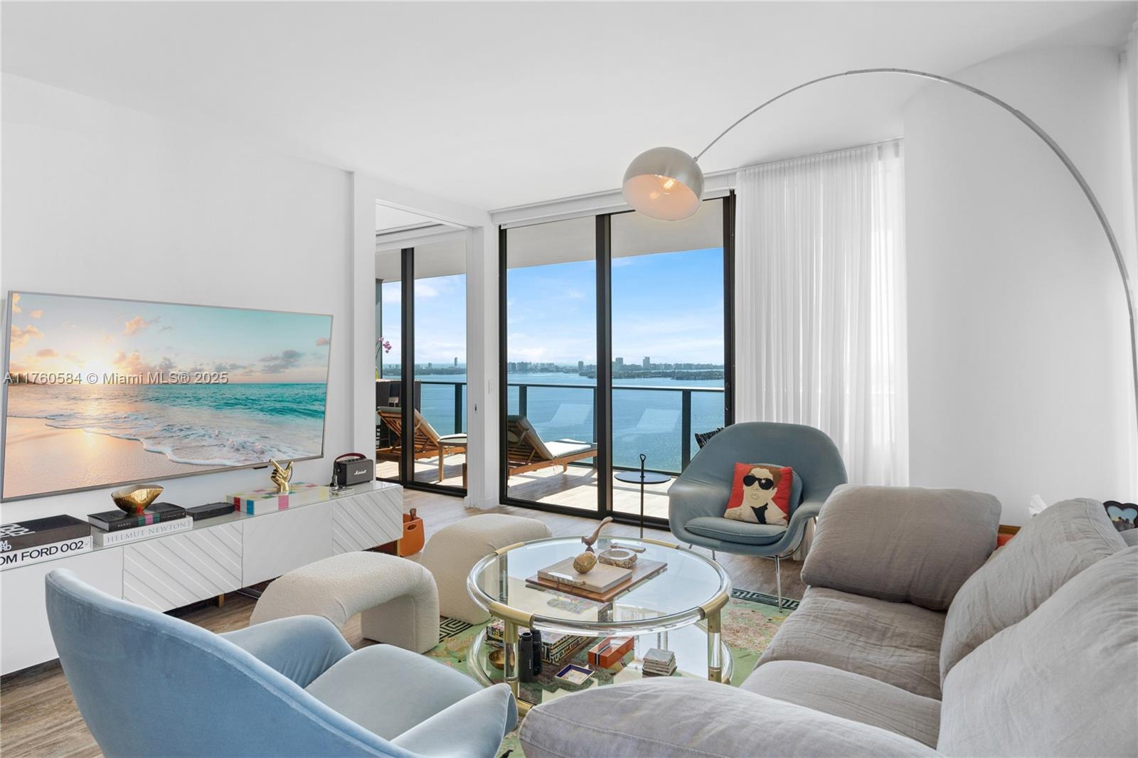 Paraiso Bay 3101