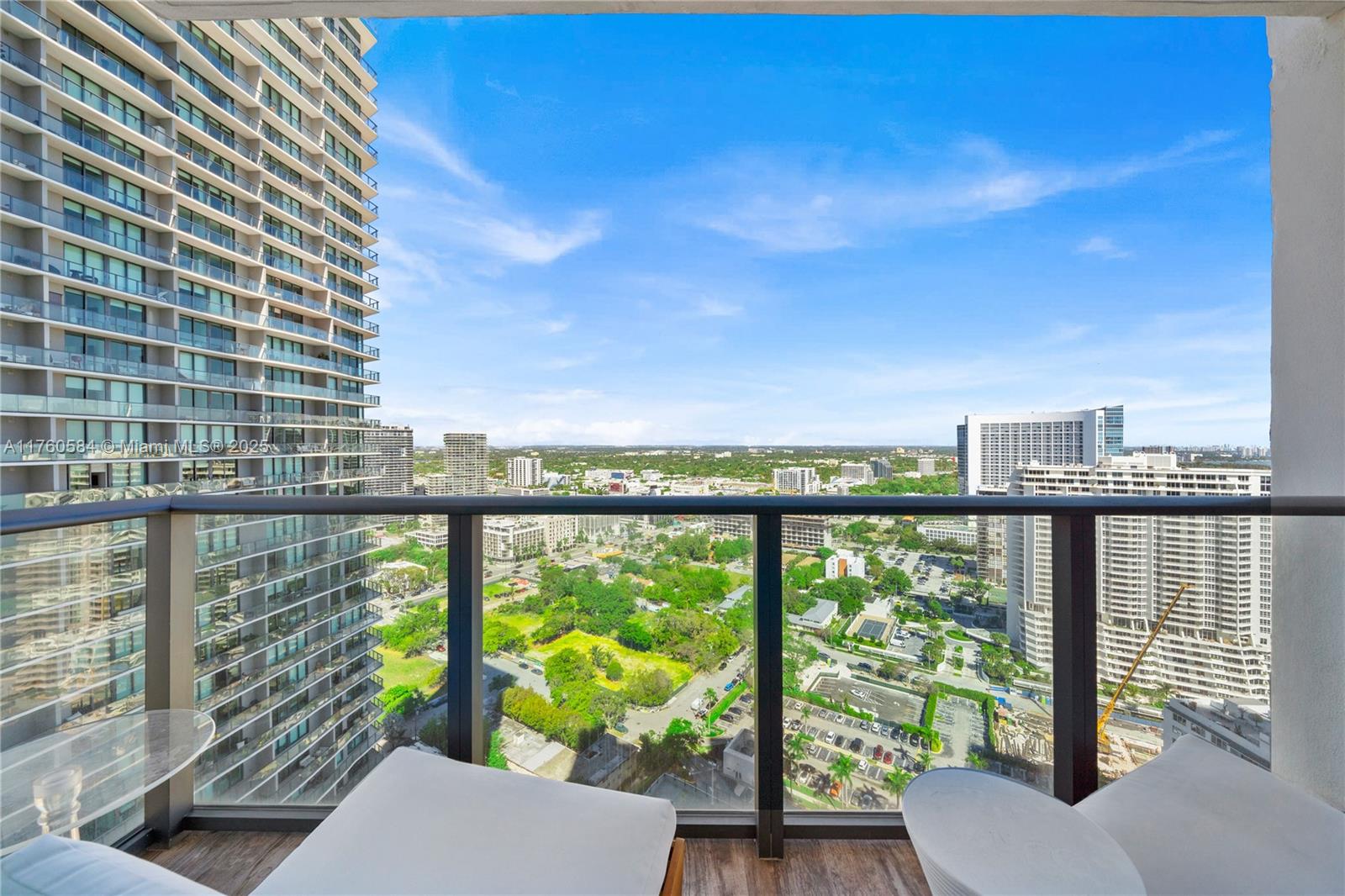 Paraiso Bay 3101