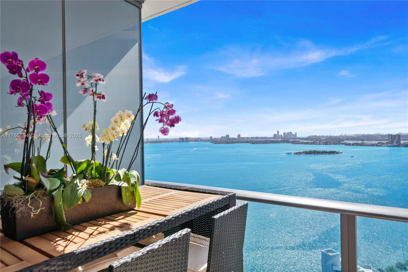 Paraiso Bay 3101