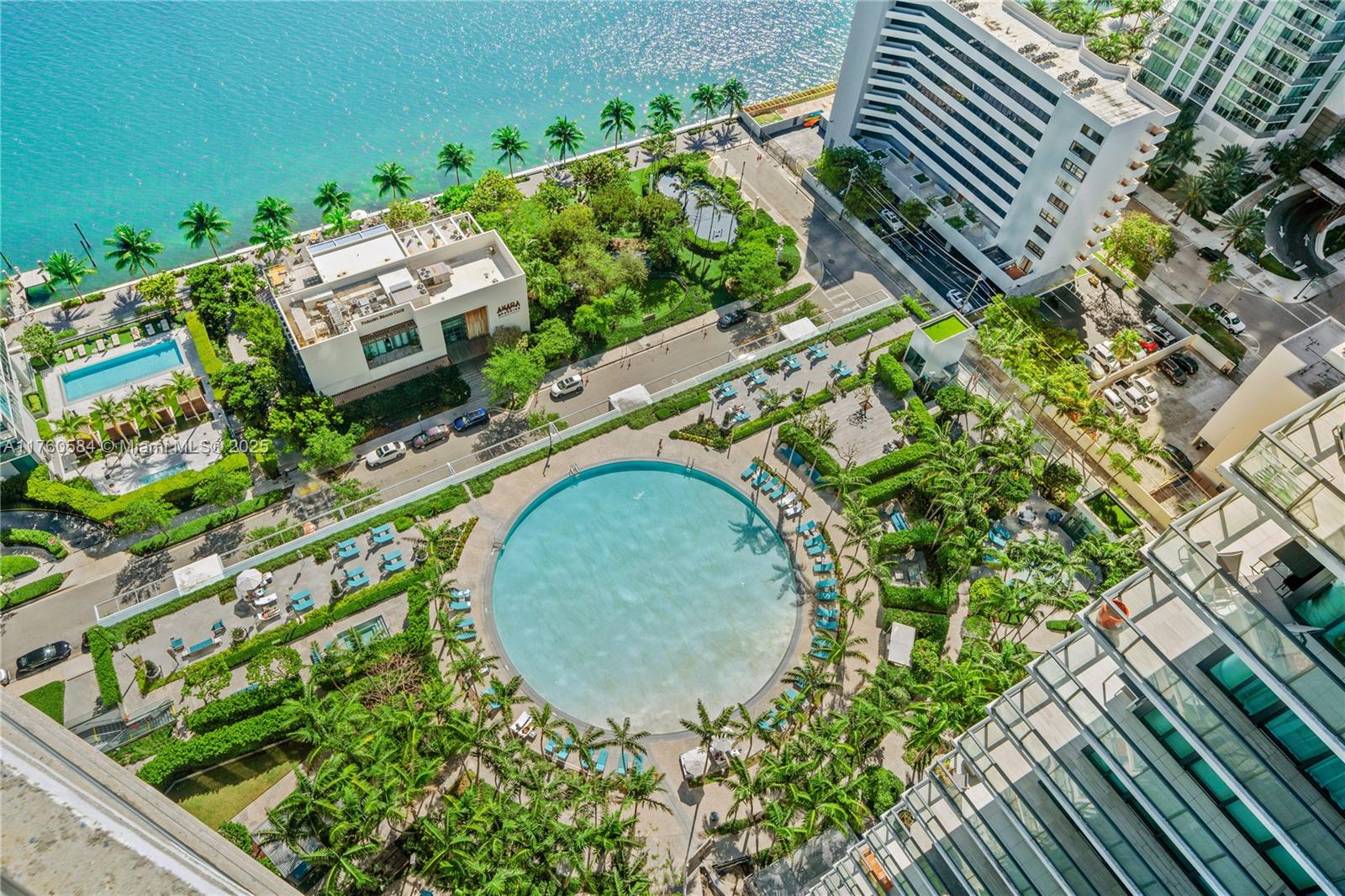 Paraiso Bay 3101